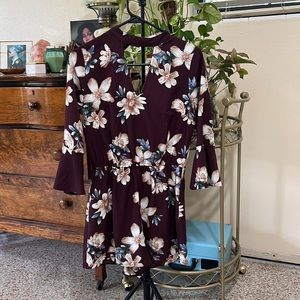 Floral romper. In great condition